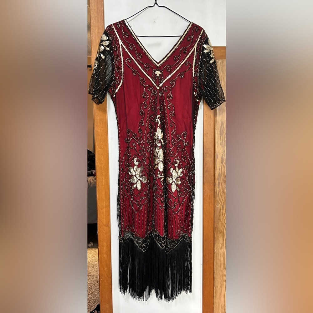 Women’s 1920’s flapper girl dress